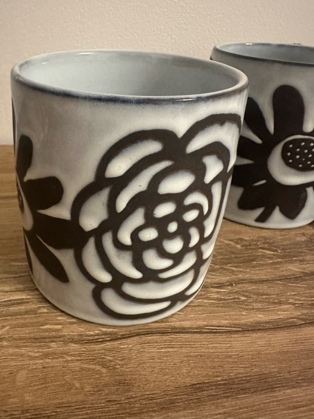 NEW The Old Pottery Company Ceramic Mug Set, Floral, Blue and Brown Hand Crafted - Picture 8 of 13